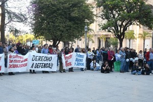 La manifestación se produjo en la Plaza de Mayo, frente a Tribunales.
Foto: Manuel Fabatía