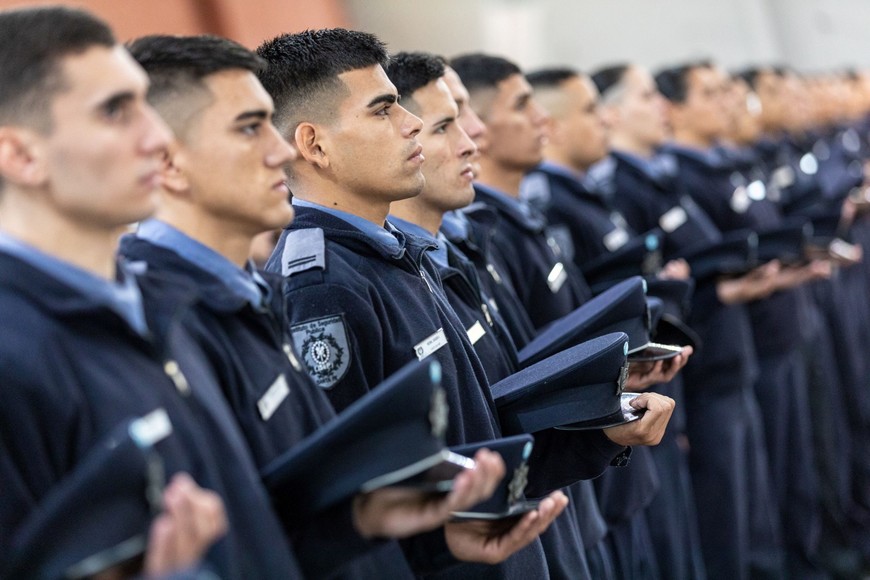 Capacitación periódica del personal policial