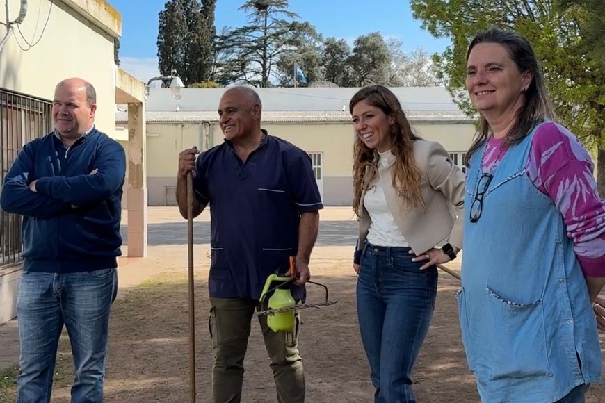 “Estos espacios muestran el enorme valor del trabajo comunitario en cada localidad. Nuestra tarea como legisladores es acompañar, escuchar y gestionar para que las iniciativas locales crezcan y lleguen a más personas”, afirmó la diputada provincial Sofía Galnares al cierre de la jornada.