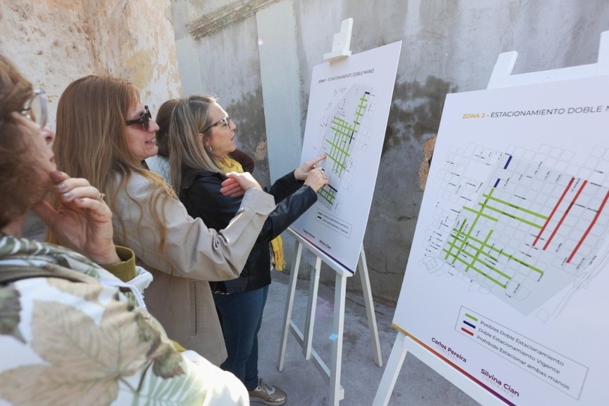 El proyecto de los concejales busca sumar más de 1.500 nuevos lugares para vehículos.