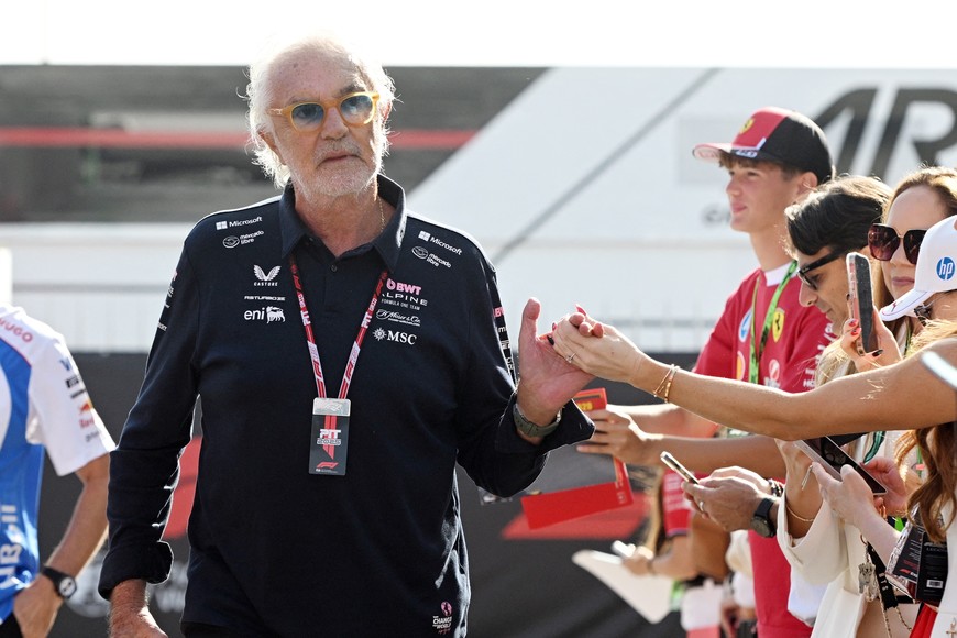 Bernie Ecclestone y Briatore mantienen una histórica relación dentro de la F1. Foto: Reuters