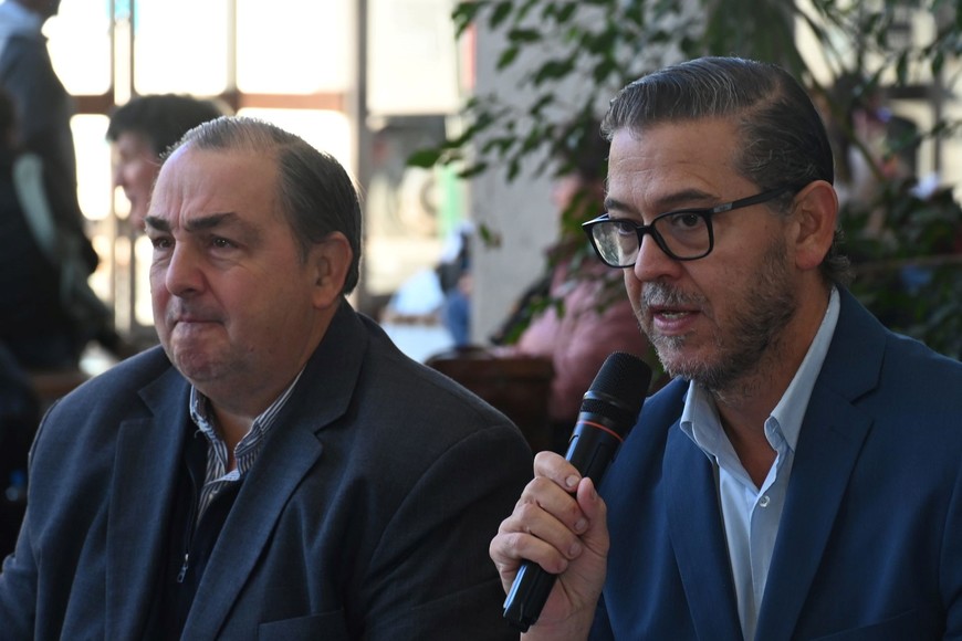 El intendente Juan Pablo Poletti y el secretario Sebastián Mastropaolo.