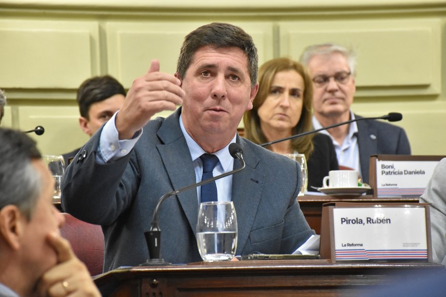 Pirola reivindicó la diversidad y la construcción colectiva como rasgos del proceso y como sello de su bloque.