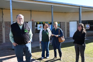 Citaron a la prensa en el patio del Jardín Ceferino Namuncurá, en barrio Yapeyú. Foto: Flavio Raina