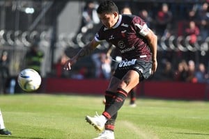 La ausencia del Pulga genera expectativas sobre el equipo que alineará Colón. Crédito: Manuel Fabatía.