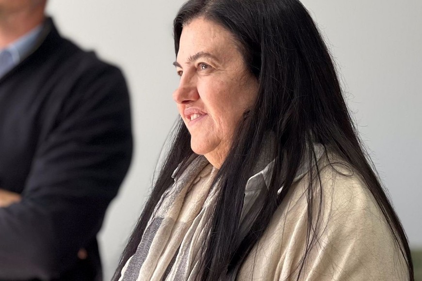 Castellani señaló: “Cada empresa, cada club, cada emprendimiento refleja la fuerza de nuestra provincia. El desafío es acompañar con políticas públicas que promuevan la producción, el empleo y el desarrollo local. Ahí está el verdadero motor de Santa Fe”.