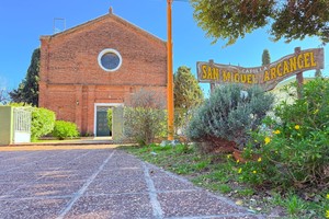 Parroquia de Los Cardos.