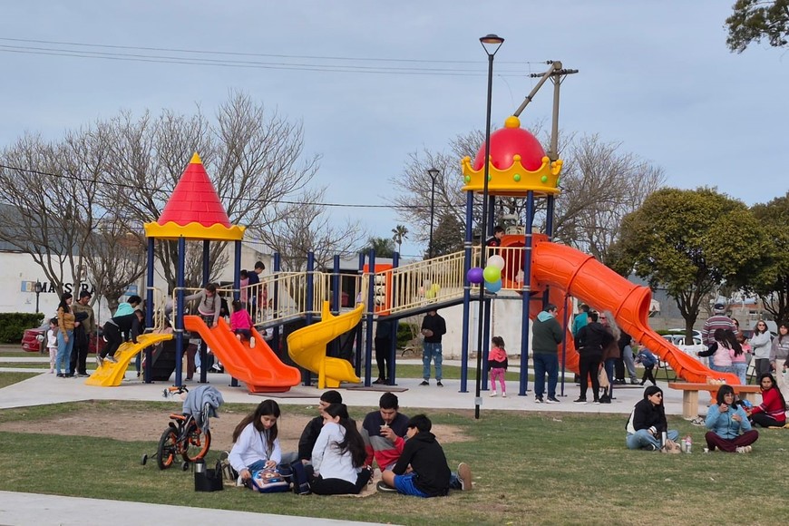 Parroquia de Los Cardos y el nuevo Parque Norte