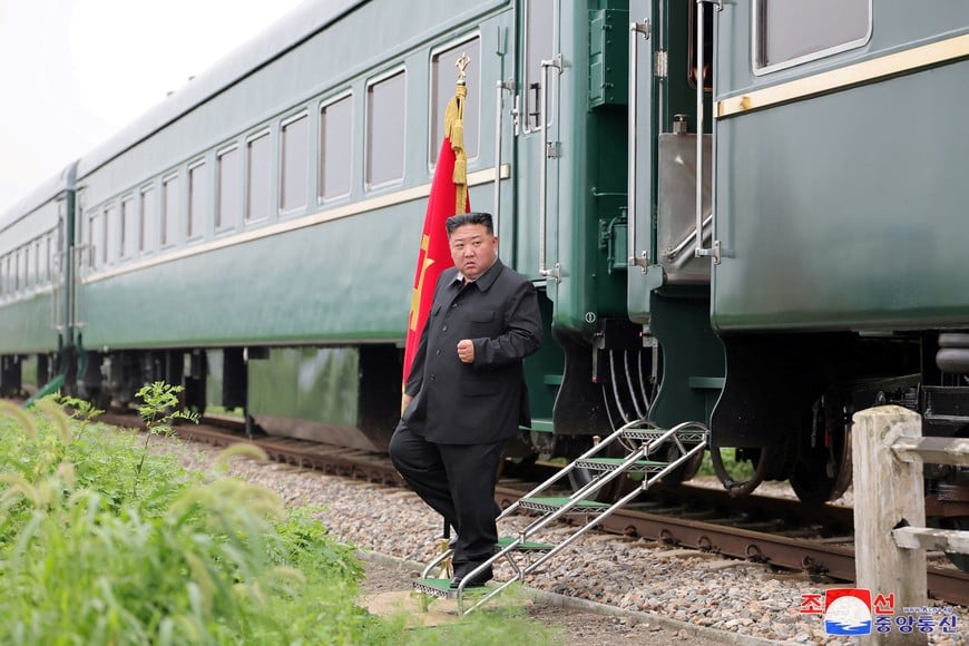 FILE PHOTO: North Korean leader Kim Jong Un steps off a train during a visit to a flood-affected area near the border with China, in North Pyongan Province, North Korea, in this undated photo released July 31, 2024 by North Korea's official Korean Central News Agency.    KCNA via REUTERS    ATTENTION EDITORS - THIS IMAGE WAS PROVIDED BY A THIRD PARTY. REUTERS IS UNABLE TO INDEPENDENTLY VERIFY THIS IMAGE. NO THIRD PARTY SALES. SOUTH KOREA OUT. NO COMMERCIAL OR EDITORIAL SALES IN SOUTH KOREA./File Photo