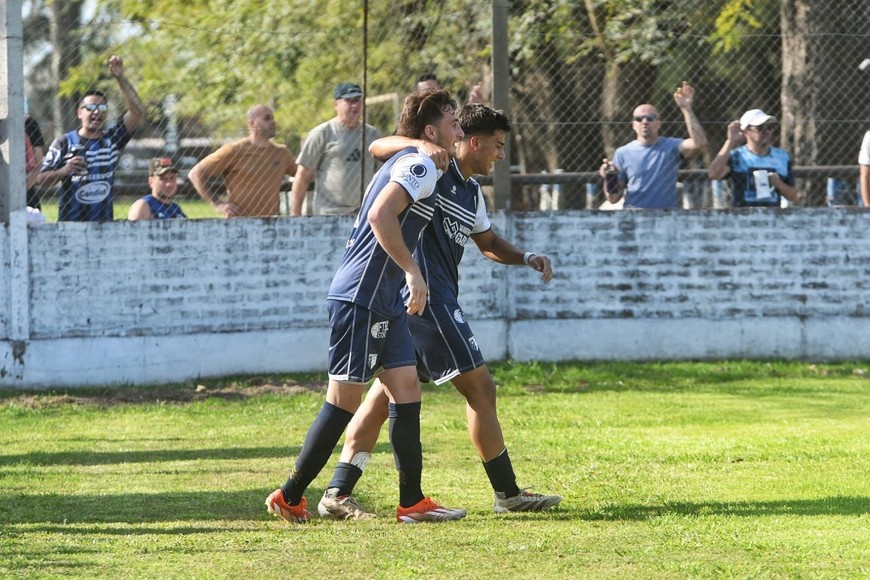 Liga santafesina de futbol clásico colegial La Salle 2 Ateneo 1