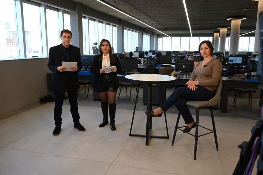 Gabriela Pauli habló en Santa Fe Policiales tras la movilización en Plaza 25 de Mayo. Foto: Flavio Raina