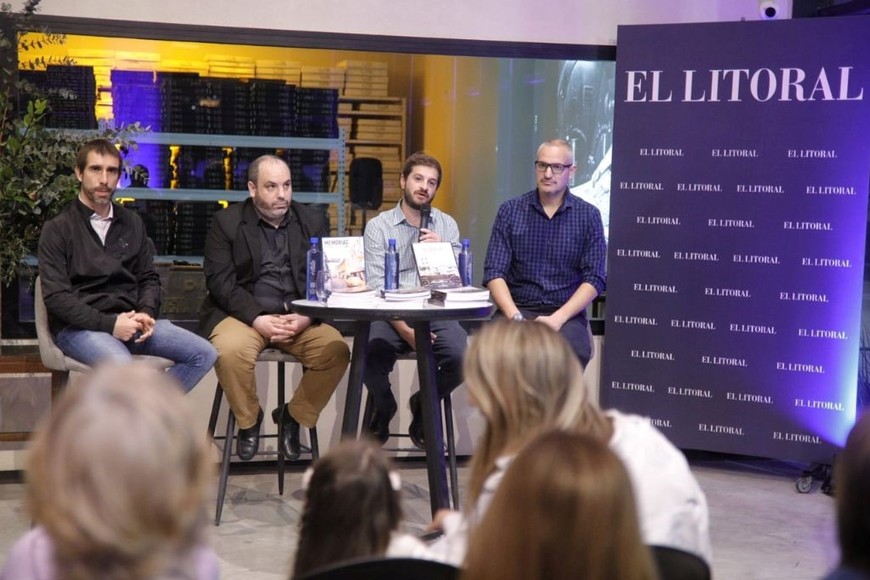 Los autores de “Memorias de Santa Fe II” compartieron anécdotas y el detrás de escena de la obra.  Foto: Matias Pintos