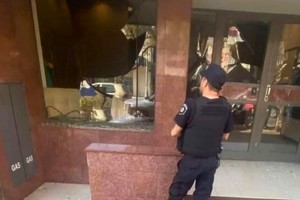 La Policía inició actuaciones para esclarecer el episodio y evaluar el estado de la persona involucrada.