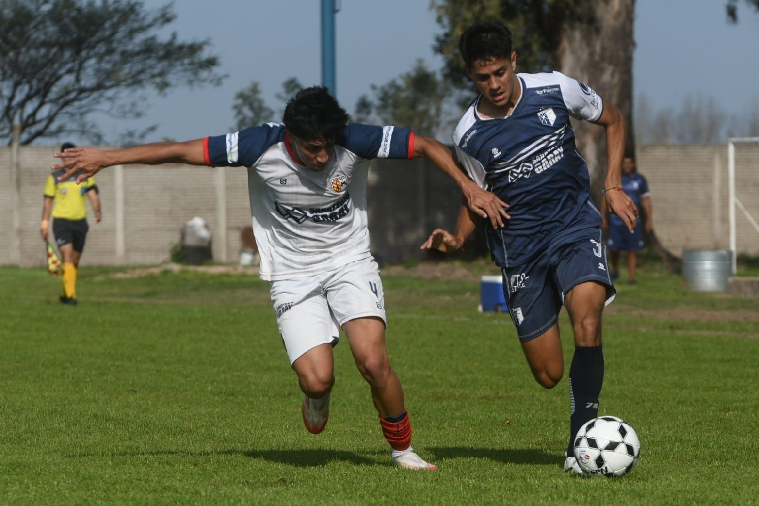 Liga santafesina de futbol clásico colegial La Salle 2 Ateneo 1