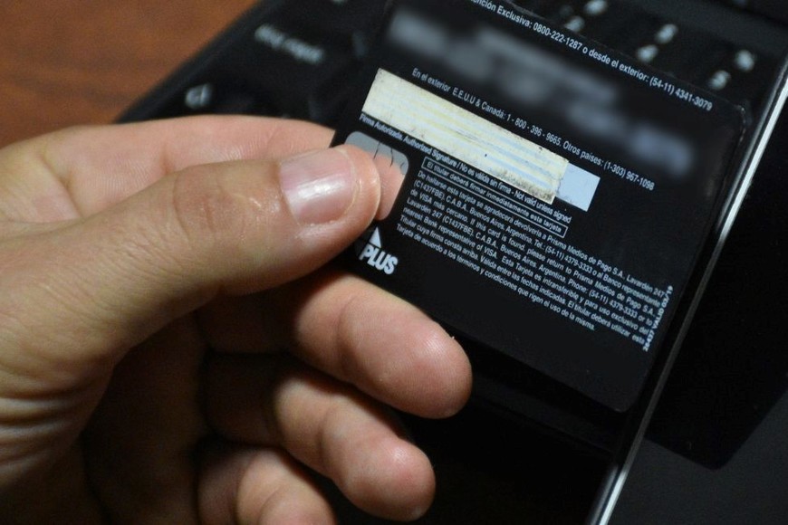 La cifra de las estafas superaría los 100 millones de pesos.  Foto: El Litoral