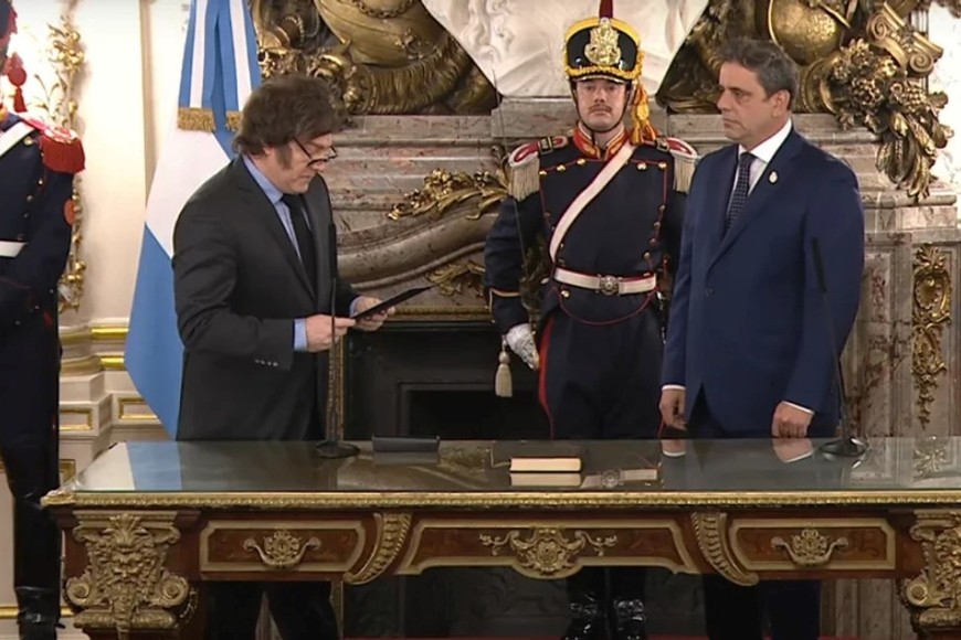 Jura Lisandro Catalán como ministro del Interior
.