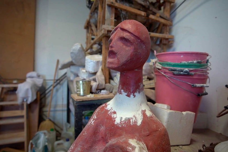 El restaurador abrió su taller para la entrevista. Foto: Fernando Nicola