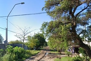 La casa donde se produjo la emboscada se encuentra en calle San Lorenzo al 8000. Foto: Google Street View