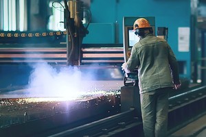 El uso de la capacidad instalada descendió al 44,8%, niveles similares a los de la pandemia.