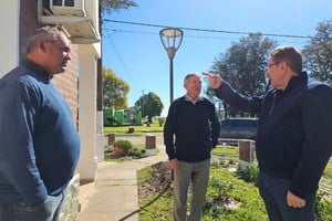 La visita del senador Borla y el apoyo de las autoridades locales reflejan la importancia de este proyecto para Colonia Esther y su compromiso con el bienestar de sus habitantes.