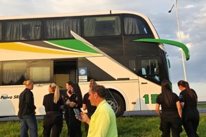 El operativo policial desplegado en plena autopista a la altura de San Lorenzo.