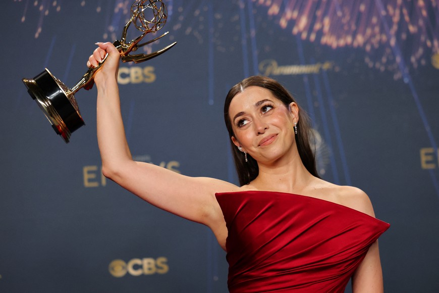Cristin Milioti poses with the Best Lead actress in a Limited or Anthology Series award for "The Penguin" at the 77th Primetime Emmy Awards in Los Angeles, California, U.S., September 14, 2025. REUTERS/Daniel Cole