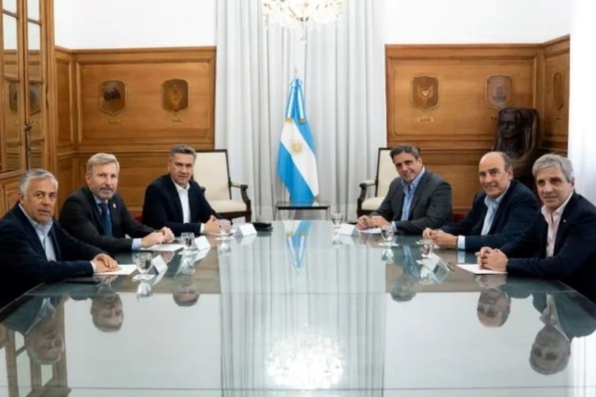 Francos y Catalán encabezaron la primera reunión de la mesa federal al recbir a Cornejo, Frigerio y Zdero, con la intención de recomponer el diálogo con las provincias de cara a las elecciones de octubre.