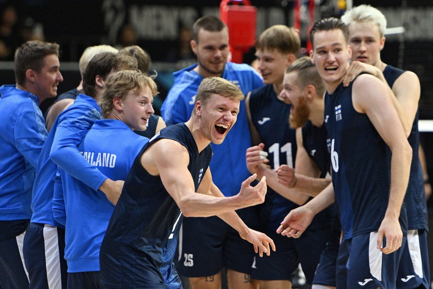 Volleyball - Men's World Championships - Preliminary Round - Group C - France v Finland - Smart Araneta Coliseum, Quezon City, Philippines - September 16, 2025
Finland players celebrate after winning the match REUTERS/Noel Celis