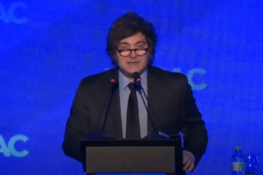 Javier Milei este martes en su disertación durante la CPAC de Asunción, Paraguay. Crédito: Oficina del Presidente