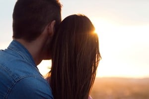 El desafío viral "del pajarito" invade las redes.