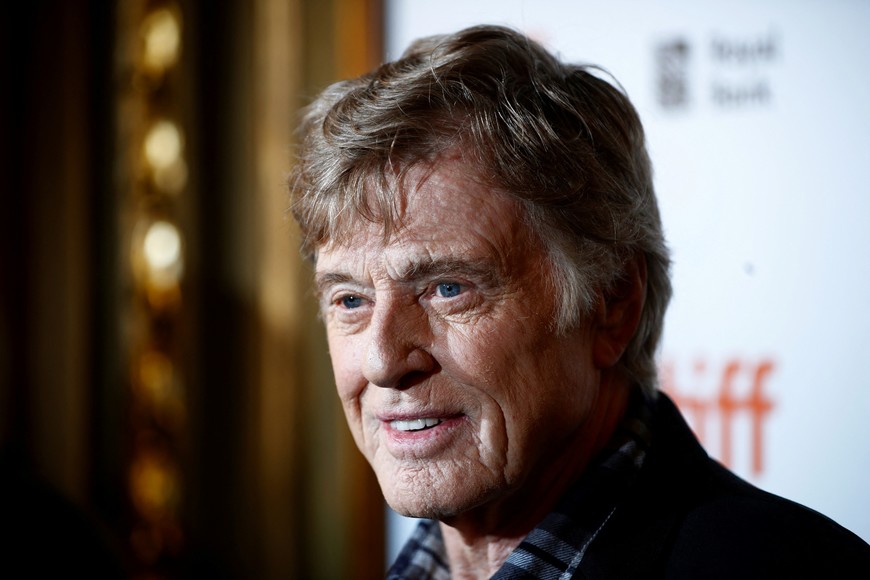 FILE PHOTO: Actor Robert Redford arrives for the international premiere of The Old Man & the Gun at the Toronto International Film Festival (TIFF) in Toronto, Canada, September 10, 2018. REUTERS/Mark Blinch/File Photo