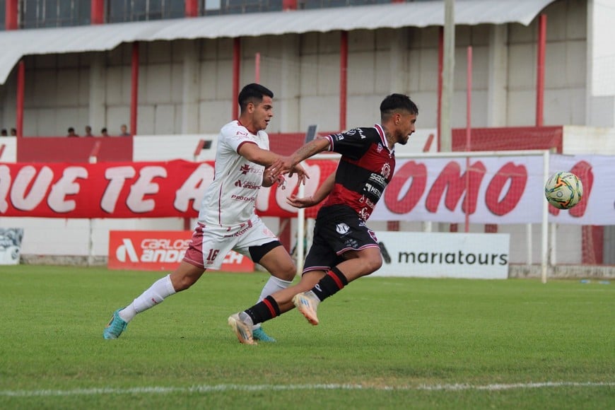 9 de Julio de Rafaela venció a Douglas Haig de Pergamino 2 a 1 en el Coloso Germán Soltermam.