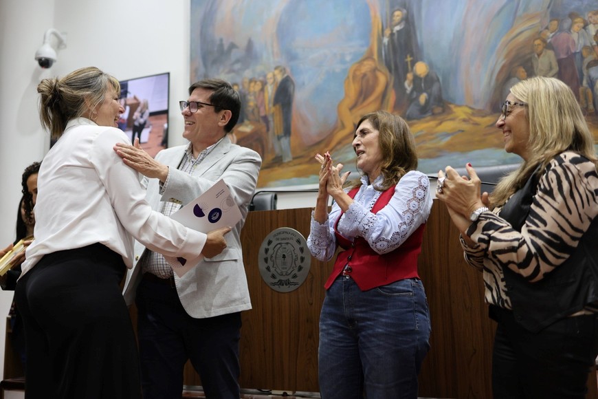 El Concejo otorgó la Distinción Marta Samatan a la trayectoria educativa