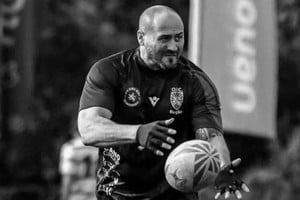 Esteban Racca, de 41 años, se desplomó en pleno partido y no pudo ser reanimado.