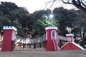 Cada proyecto deberá contener una fundamentación de los colores utilizados, la simbología y todo lo que acompañe a la bandera.