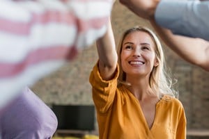 Expresar sentimientos de forma adecuada evita conflictos impulsivos.