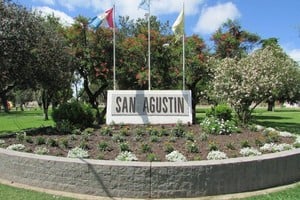  "Estamos en plena tratativa de recuperar todo esa estructura y de emplazarlo en un sitio histórico no solo para San Agustín sino para toda la región. Será un acto muy significativo", aseguró el titular del Ejecutivo local Cristian Osta a El Litoral.