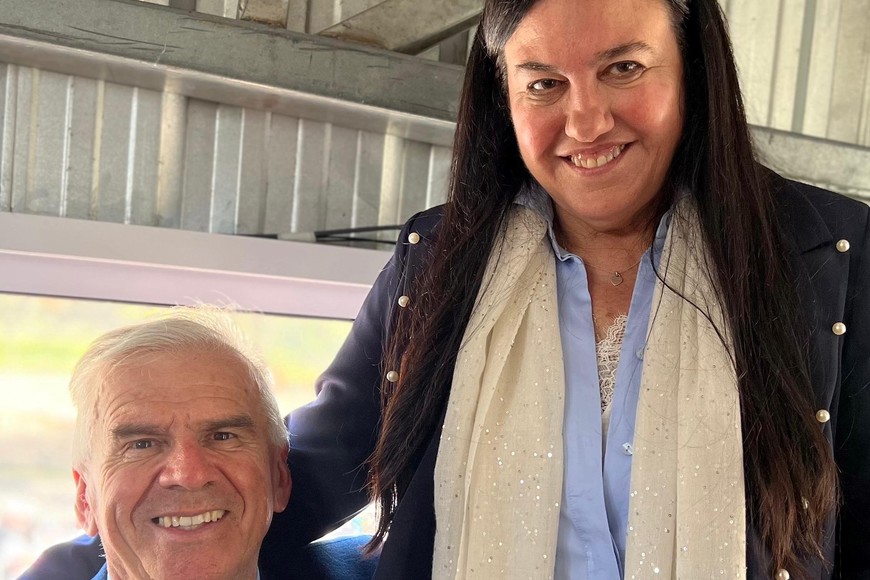 “Este colegio es el más importante de Latinoamérica, con alumnos de nivel inicial hasta secundario. De aquí saldrán los nuevos protagonistas que van a manejar el campo argentino, para que sigamos siendo el granero del mundo como hemos sido y seguiremos siendo”.