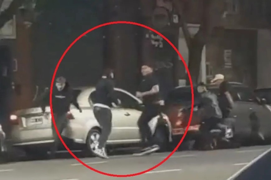 La Policía de la Ciudad intervino rápidamente y demoró a cinco sospechosos.