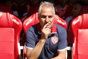 Presencia profesional. El entrenador de Unión hará el cierre de la primera jornada. Foto: Matías Pintos.