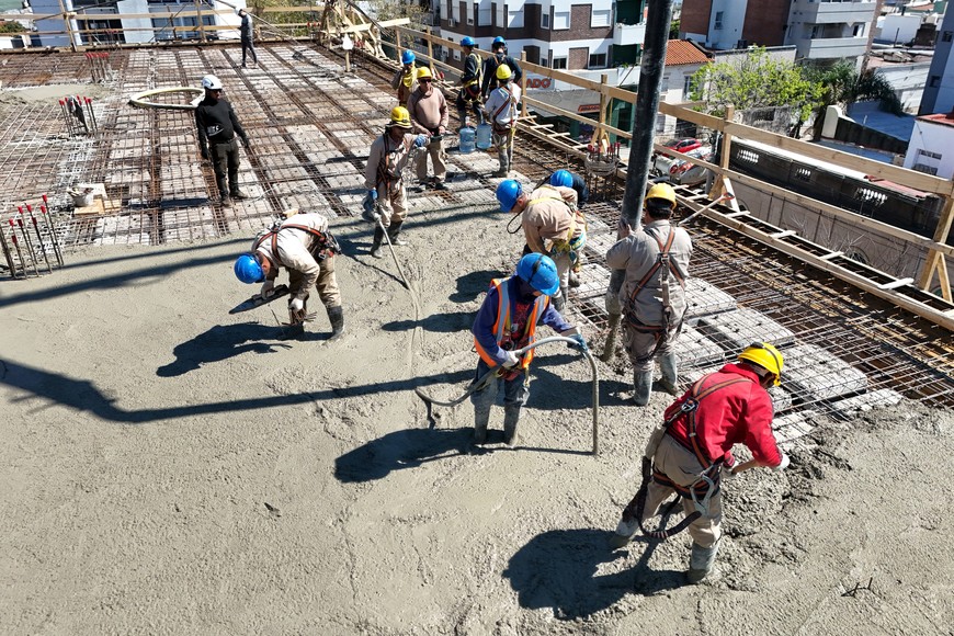 Sólo en la última semana se vertieron en la obra más de 300 metros cúbicos de hormigón. Foto: Fernando Nicola