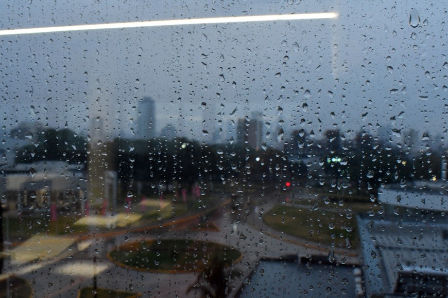 Se sostiene la inestabilidad en la capital santafesina. Crédito: Guillermo Di Salvatore