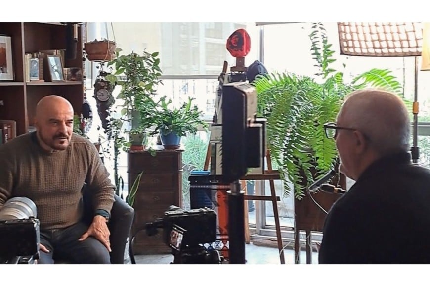 “El cura del fin del mundo”: Esteban Cadoche entrevistando a Andrés Gallardo, presidente del Comité Panamericano de Jueces y Juezas por los Derechos Sociales y la Doctrina Franciscana.