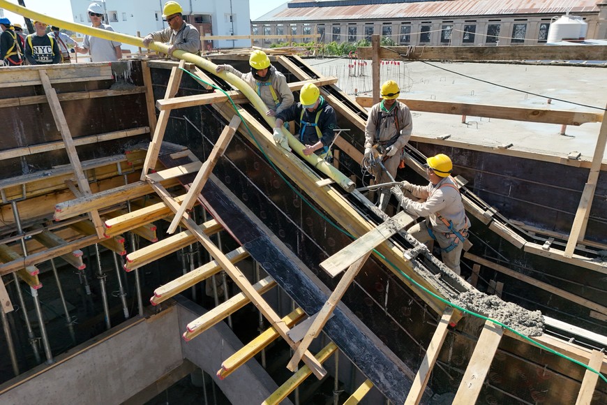 A ritmo constante progresa la obra para el instituto de profesorado. Foto: Fernando Nicola