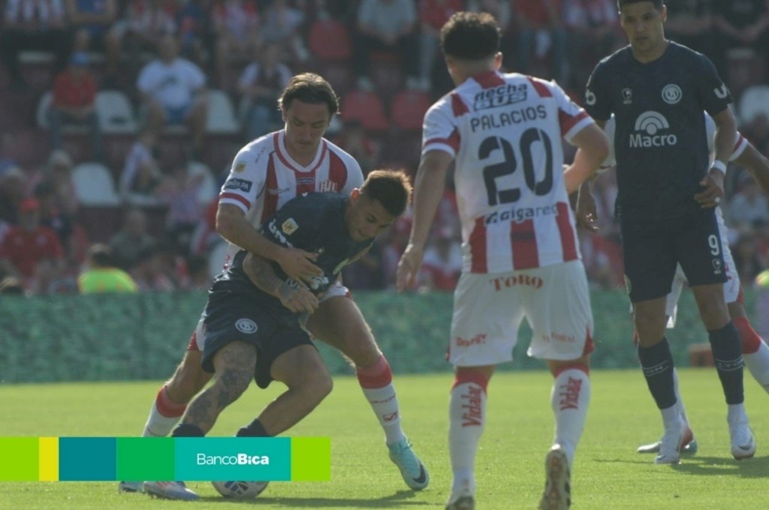 Unión recibió a Independiente Rivadavia en el 15 de Abril.