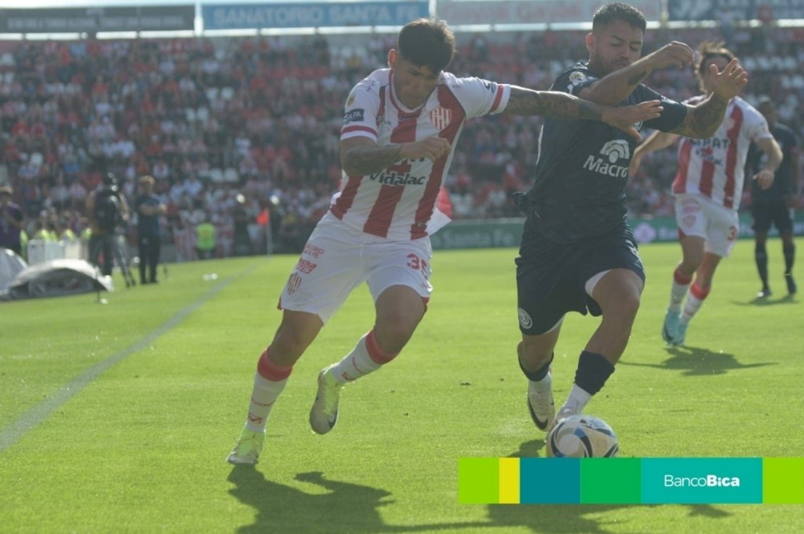 Unión recibió a Independiente Rivadavia en el 15 de Abril.