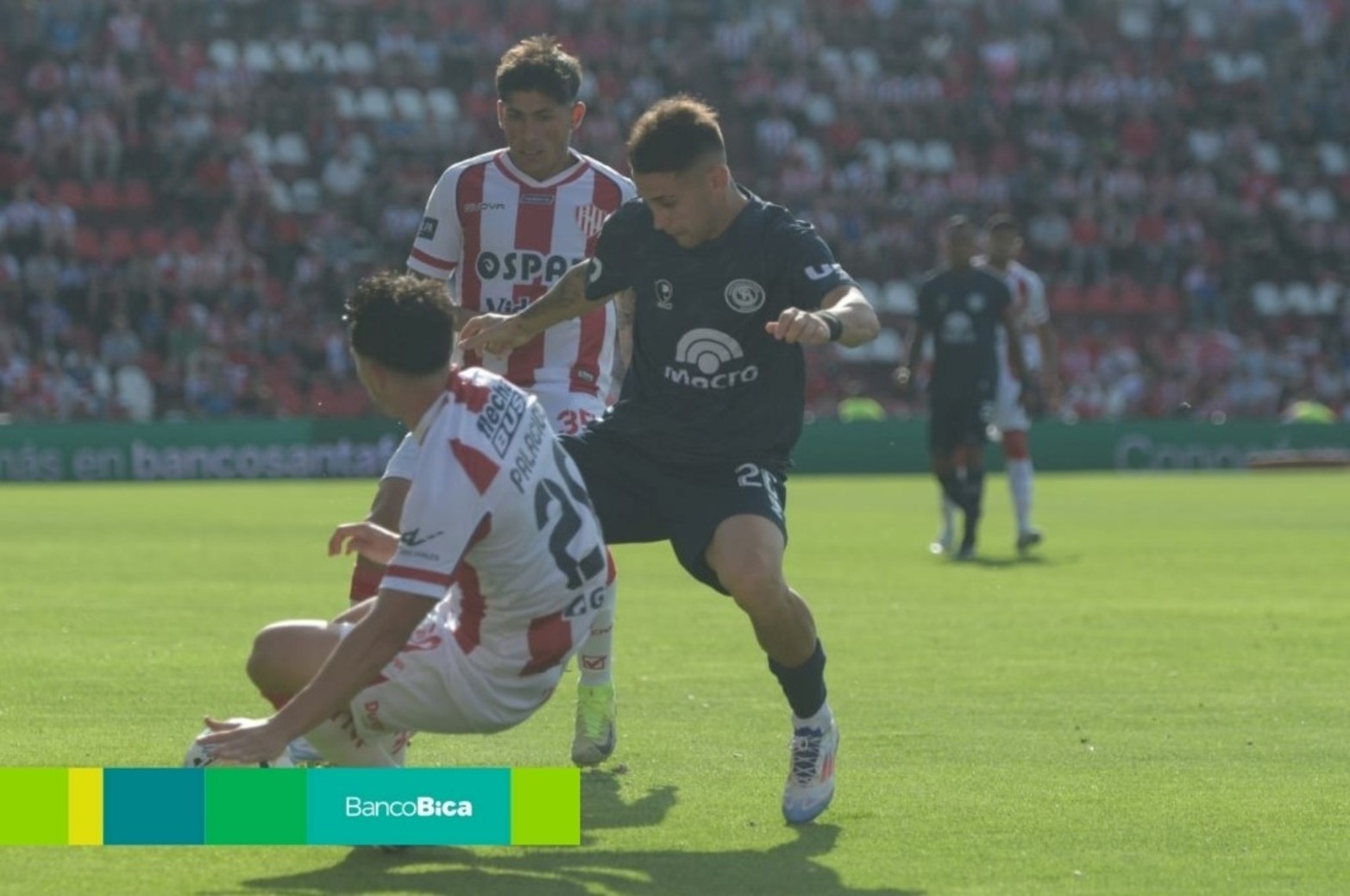 Unión recibió a Independiente Rivadavia en el 15 de Abril.