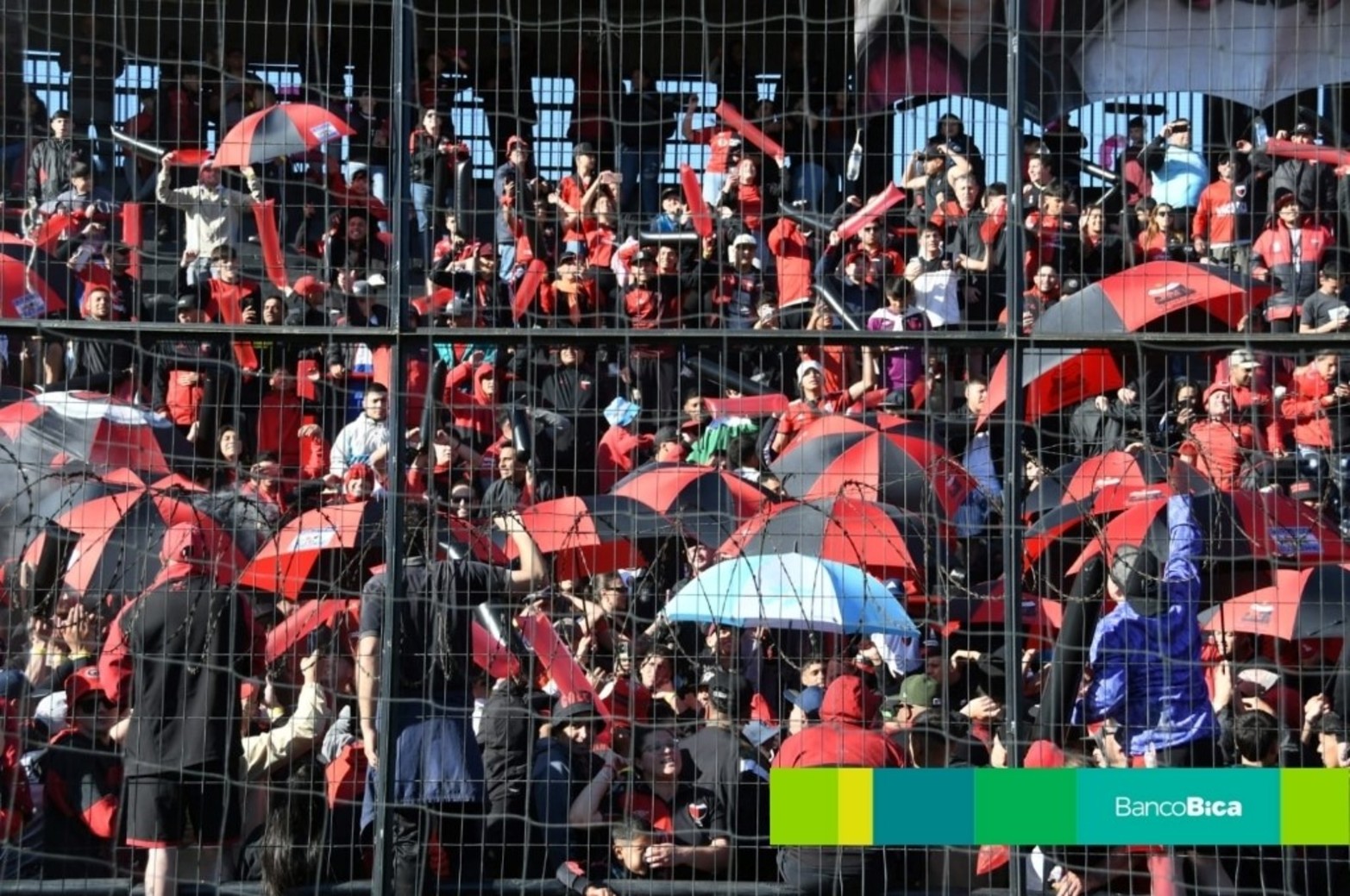 Galería BICA: Colón vs. Morón. Fecha 32 de la Primera Nacional.