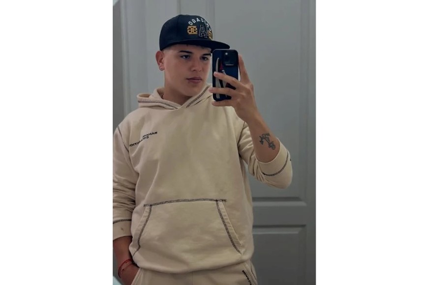 El influencer permanece sedado