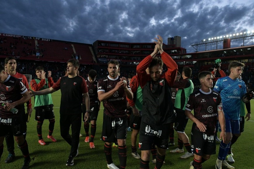 colon vs. moron. Foto: Manuel Fabatía.